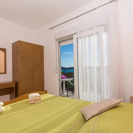 Masteli - One Bedroom With Balcony And Sea View Br 2 아파트 *