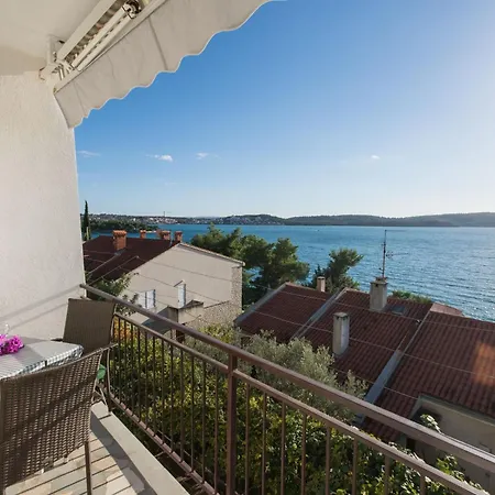 Masteli - One Bedroom With Balcony And Sea View Br 2